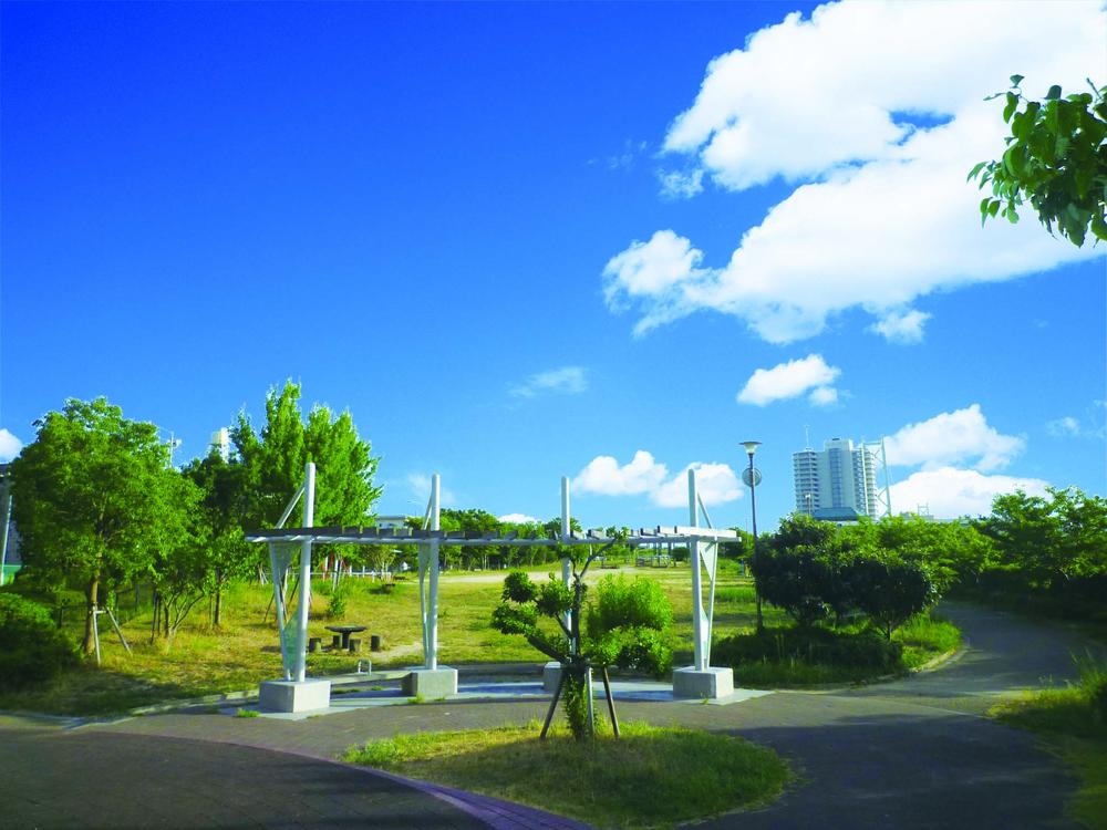 park. Until Koketani park 834m