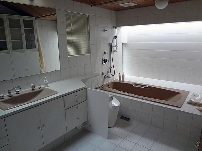 Bathroom.  ◆ Spacious tired of one day in the bathroom also refreshing!