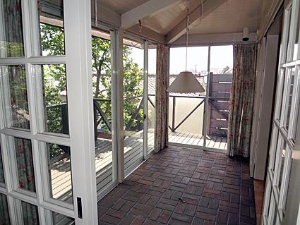 Other introspection.  ◆ Sun room is very calm space with a wood deck!