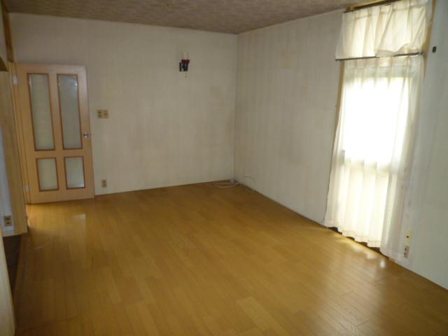 Living. Indoor (10 May 2013) Shooting