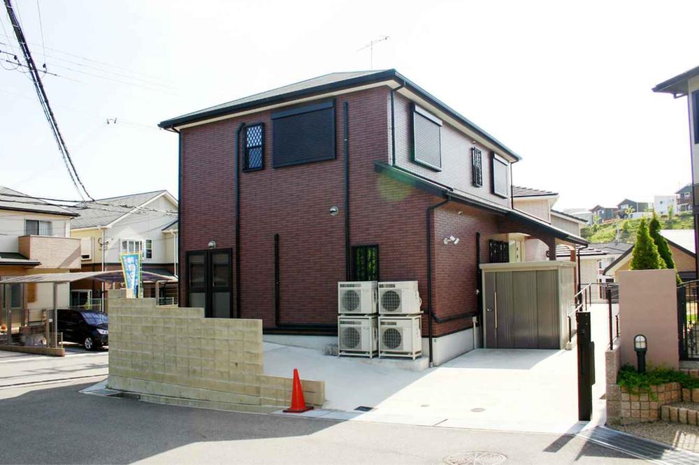 Local appearance photo