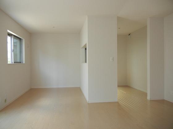 Same specifications photos (living). Other issue areas