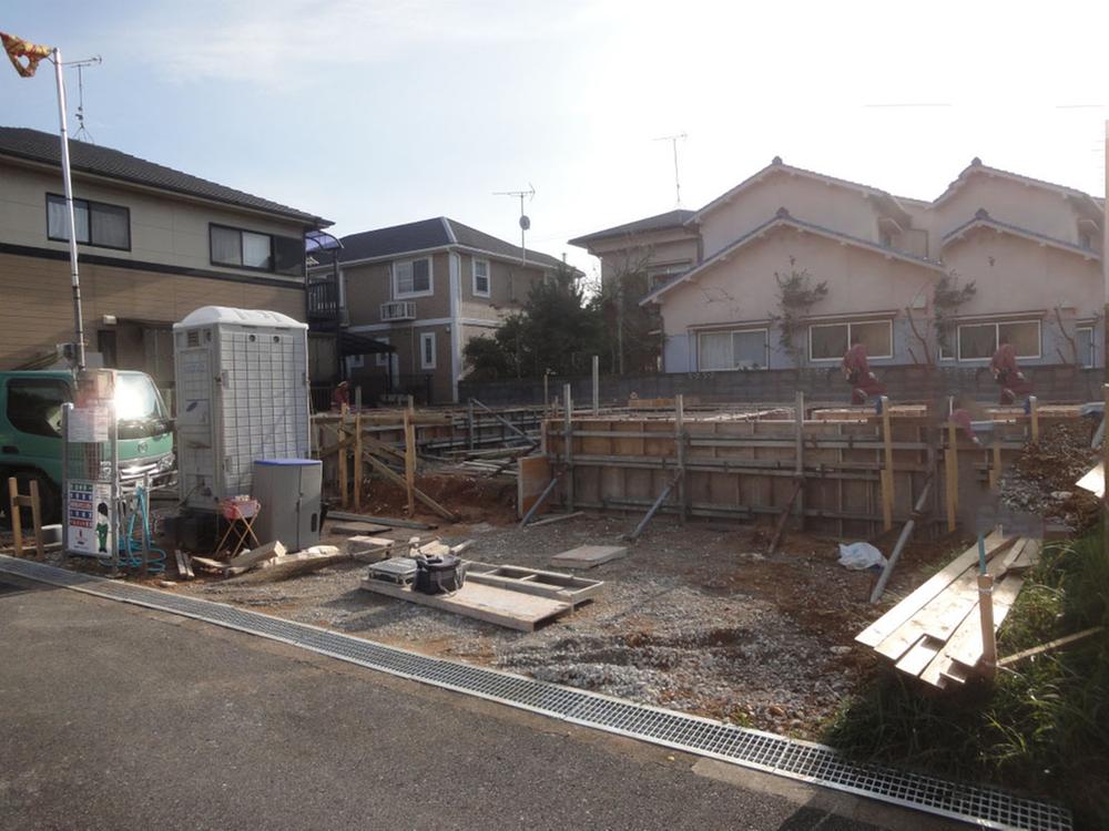 Local appearance photo. Local (11 May 2013) Shooting