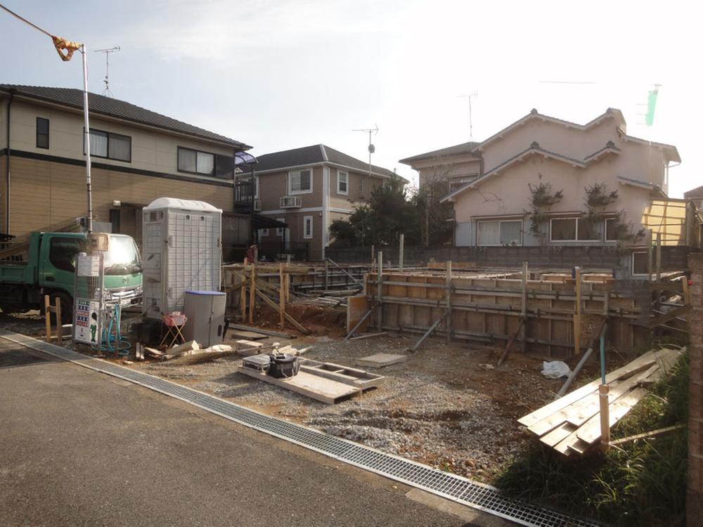 Local appearance photo. Local (11 May 2013) Shooting