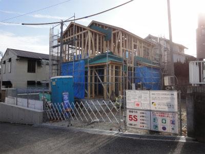 Local appearance photo. Local (11 May 2013) Shooting