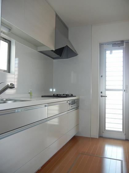 Same specifications photo (kitchen)