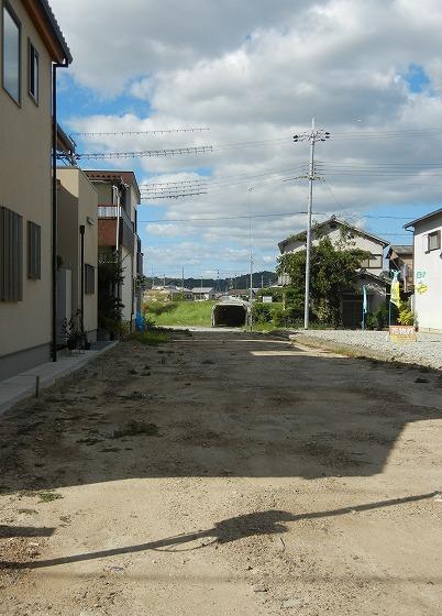 Local photos, including front road. Local (September 2013) Shooting