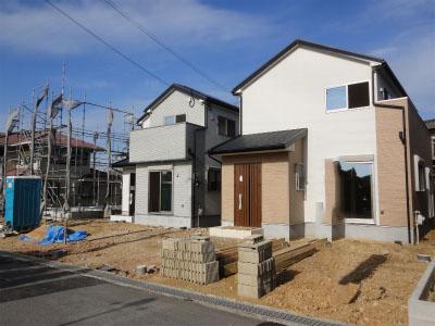 Local appearance photo. Local (11 May 2013) Shooting