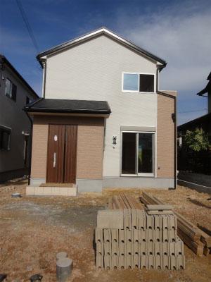 Local appearance photo. Local (11 May 2013) Shooting