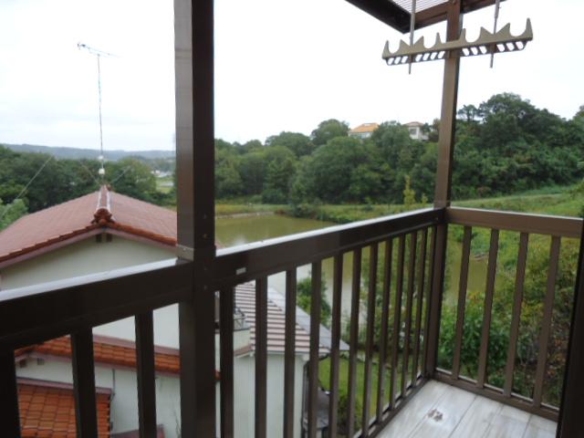 Balcony. Local (October 25, 2013) Shooting