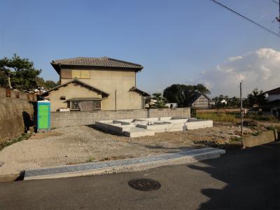 Local appearance photo. Local (11 May 2013) Shooting