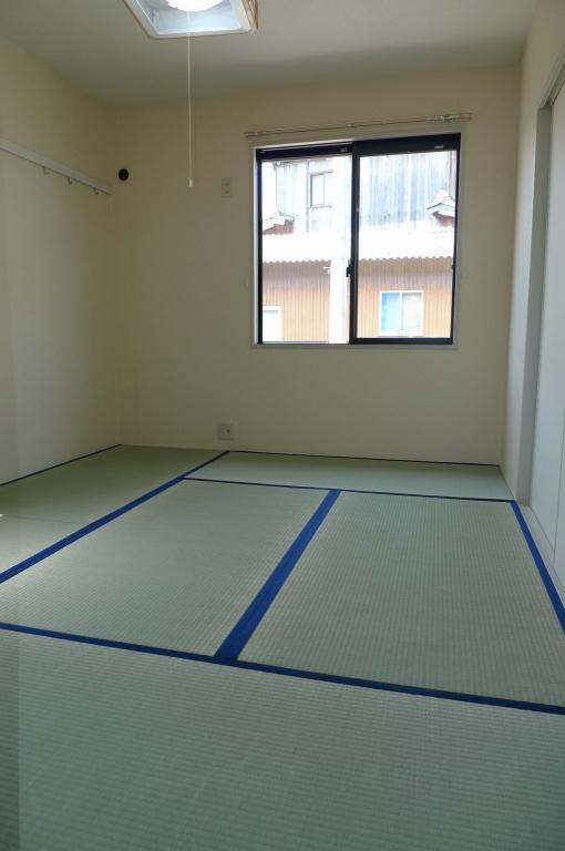 Other room space. A separate room is a reference photograph