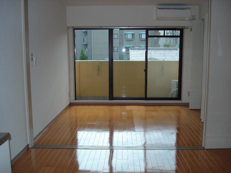 Other room space. Western style room