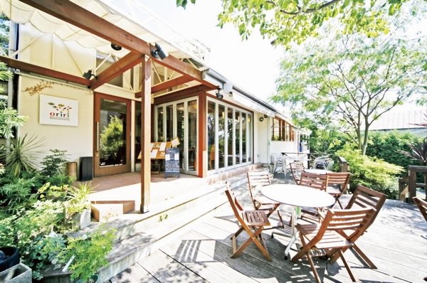 Oriri (4-minute walk ・ About 250m). Of vegetables plenty of prepared foods and freshly ground coffee, Colorful Suites can enjoy Cafe & Restaurant. Also sells Italian ingredients such as olive oil and mackerel cans