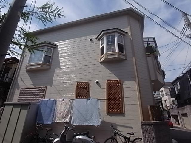 Local appearance photo