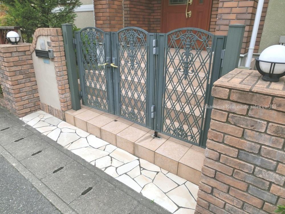 Other local. It is a large gate mansion.