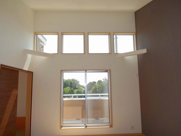 Living. Indoor (September 2013) Shooting LDK gradient ceiling is very bright