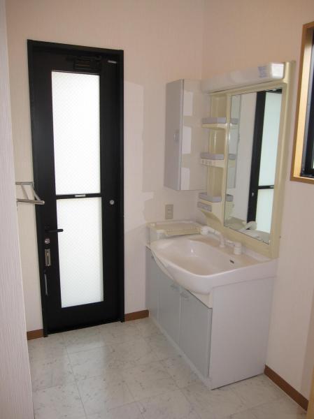 Wash basin, toilet. Bathroom Vanity