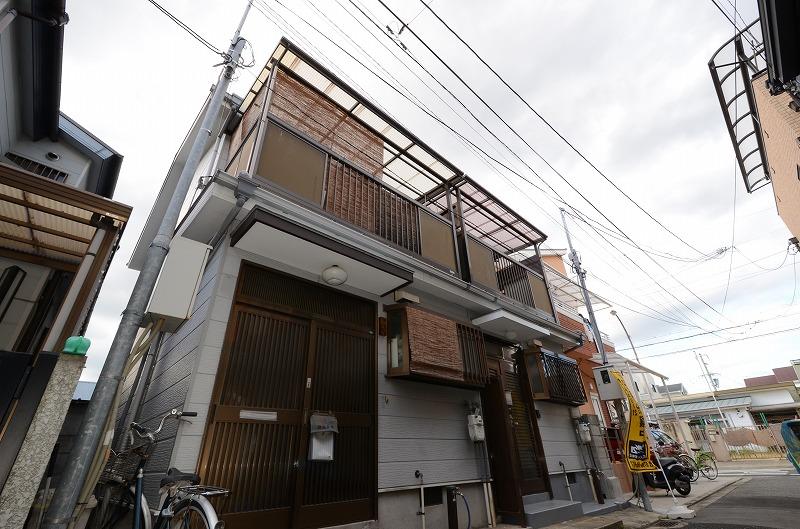 Local appearance photo. Local (10 May 2013) Shooting