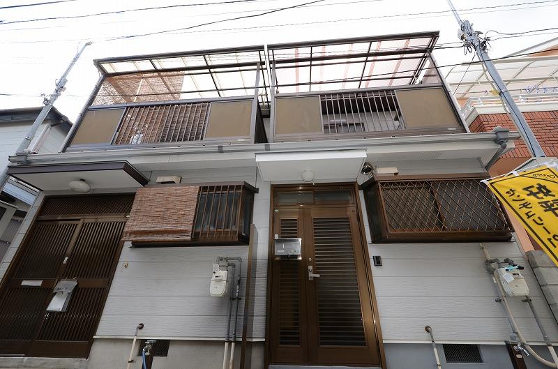 Local appearance photo. Local (10 May 2013) Shooting