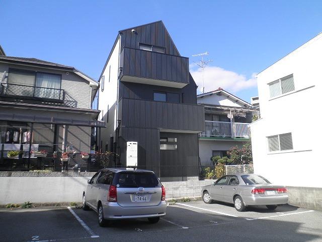 Local appearance photo. October 2008 architecture