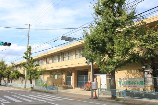 Primary school. 251m to Nishinomiya Municipal spring breeze elementary school
