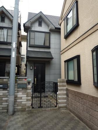 Local appearance photo. Local (11 May 2013) Shooting