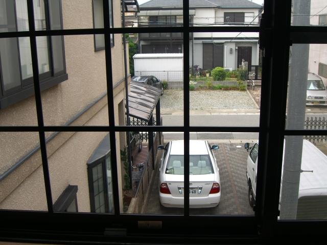 View photos from the dwelling unit. View from the site (November 2013) Shooting