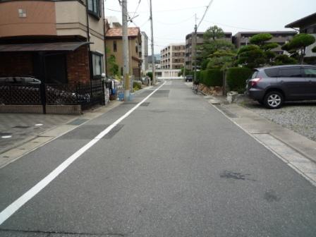 Local photos, including front road. Local (11 May 2013) Shooting