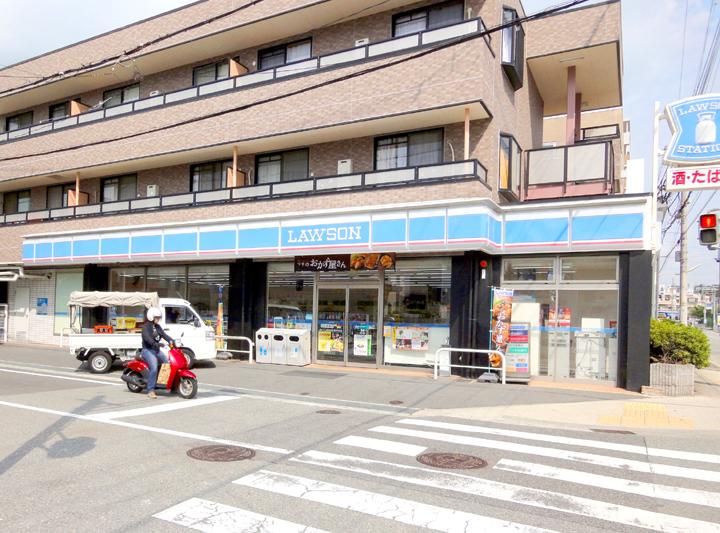 Convenience store. 892m until Lawson Nishinomiya citizens Undojomae shop