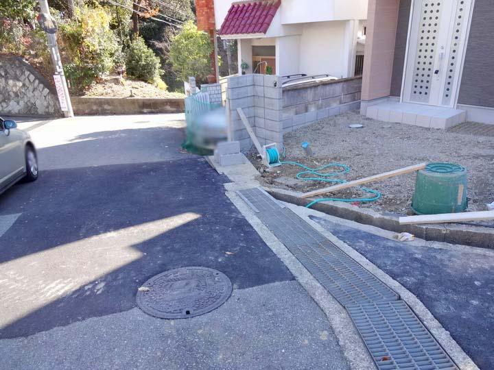 Local photos, including front road. Local (12 May 2013) Shooting