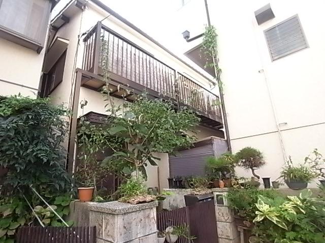 Local appearance photo