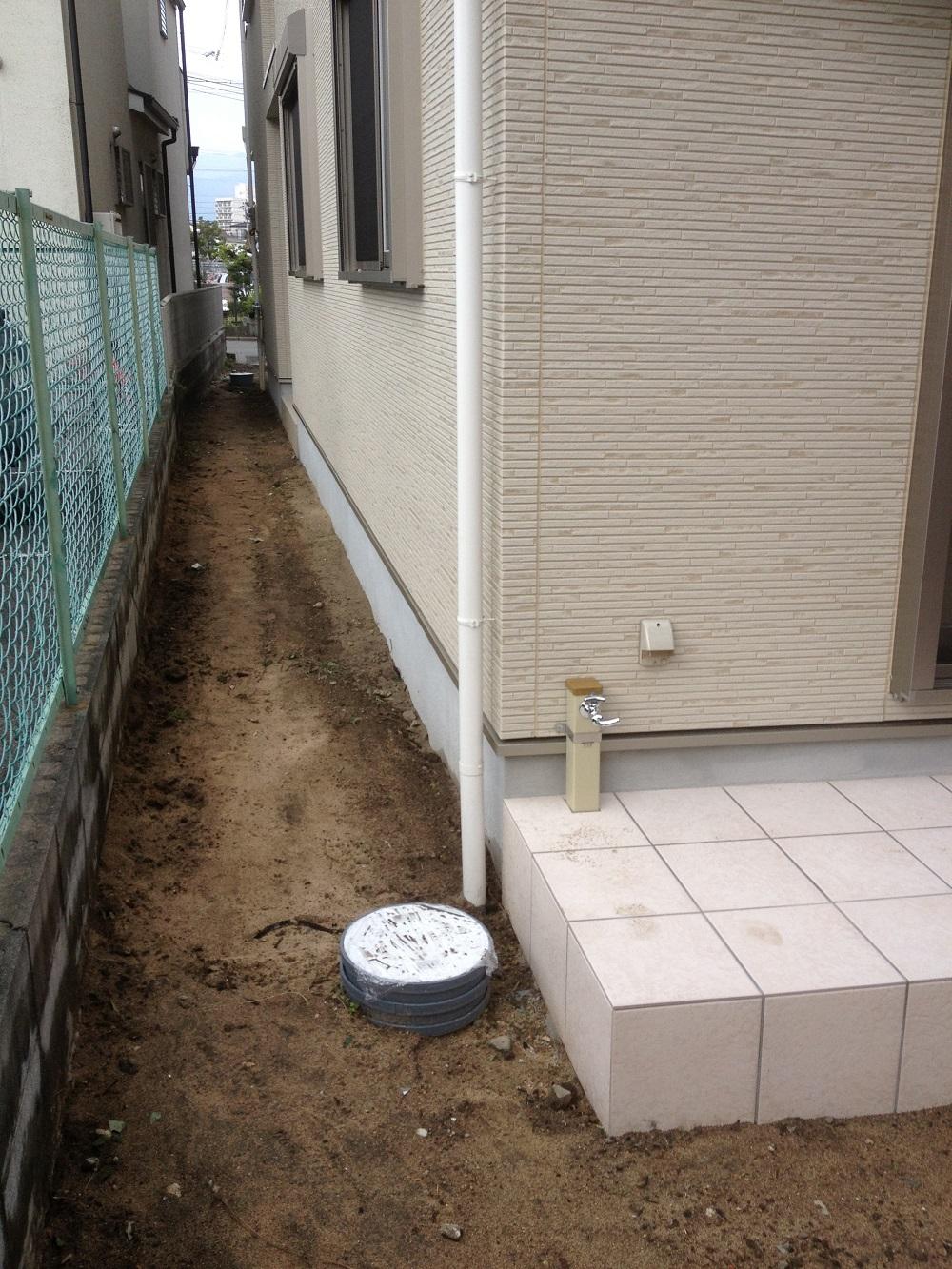 Other. Passage leading from the garden to the front door