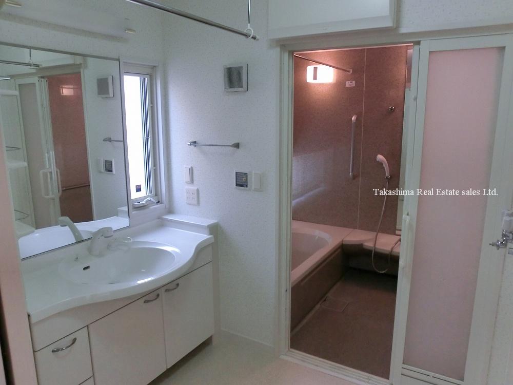 Wash basin, toilet. 1600 is the vanity of size.