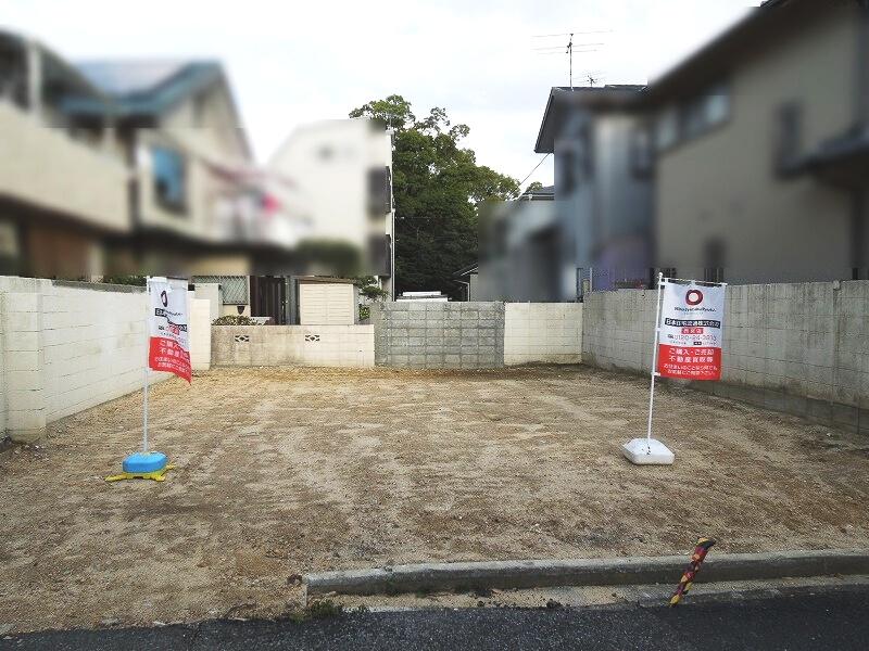 Local land photo. The east side is the ventilation, etc. good for the adjacent land passage part