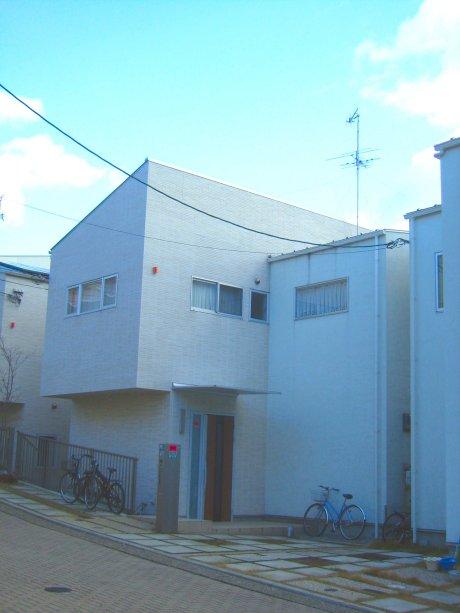 Local appearance photo. Local (12 May 2012) shooting