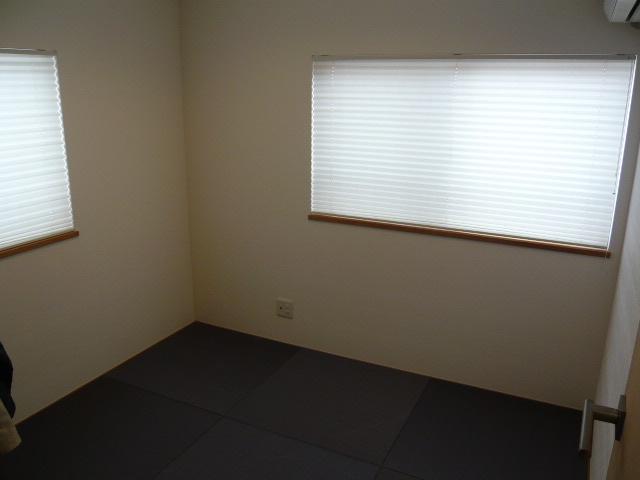 Other introspection. Indoor (January 2013) Shooting