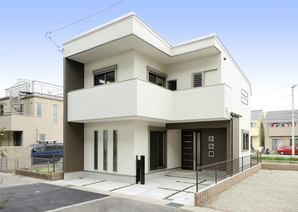 Local appearance photo. Local (11 May 2013) Shooting