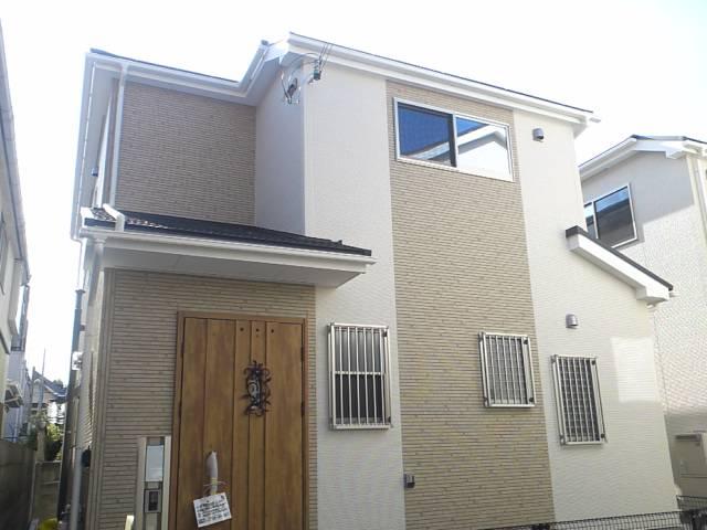 Local appearance photo. Local (11 May 2013) Shooting