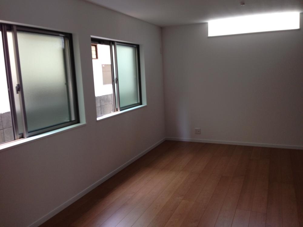 Non-living room. Indoor (July 2013) Shooting