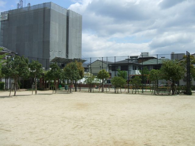 park. 473m until Nakasusa park (park)