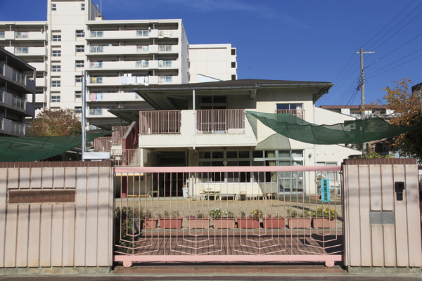Surrounding environment. Municipal Ashihara nursery (4-minute walk ・ About 300m)