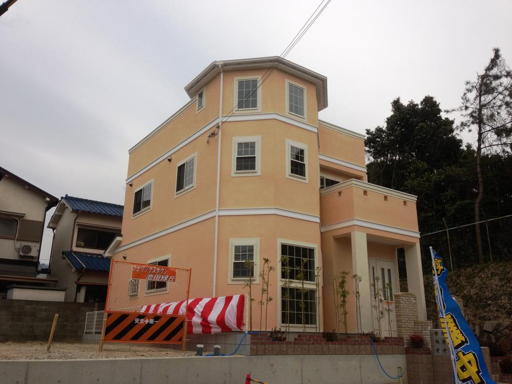 Same specifications photos (appearance). Same specifications