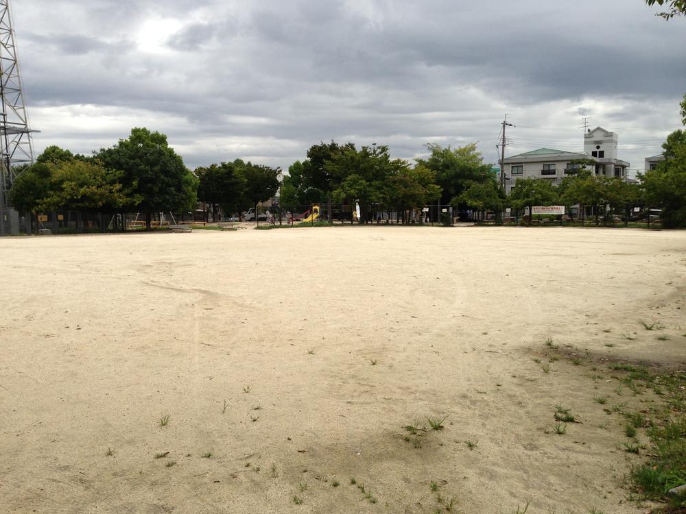 park. 220m to the forest park of Araki