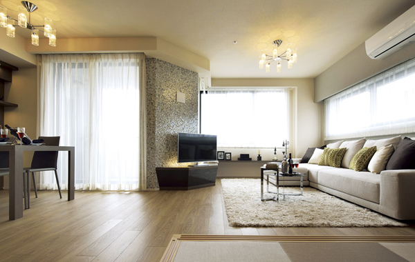 Room and equipment. Bathed in plenty of sunlight from the arranged the large windows on two sides, Light full of living ・ Dining (building in the model Room 501, Room)