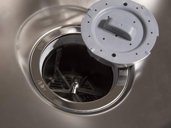Kitchen.  [disposer] To sink, Crushing the garbage, Standard equipped with a disposer that flow to the processing layer. It kept clean the kitchen without reservoir garbage ( ※ There are things that can not be handled by the type of garbage. Same specifications)