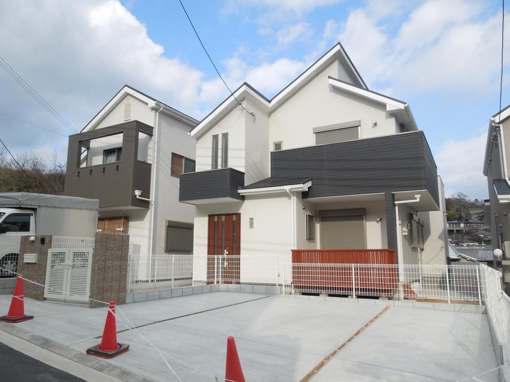 Same specifications photos (appearance). The company appearance