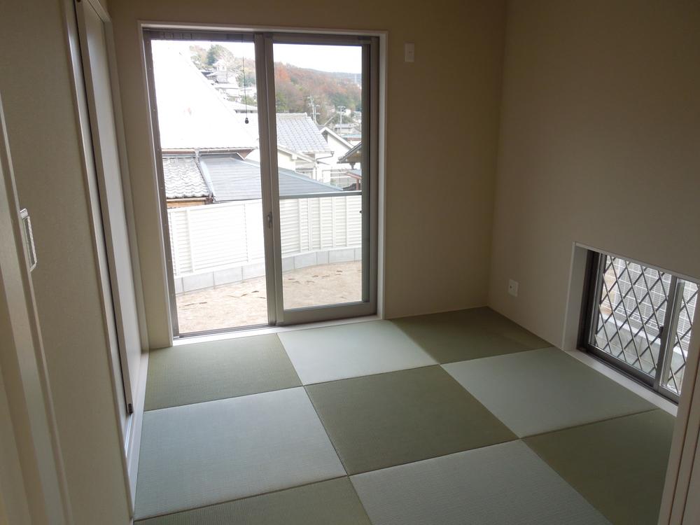 Other introspection. Japanese style room