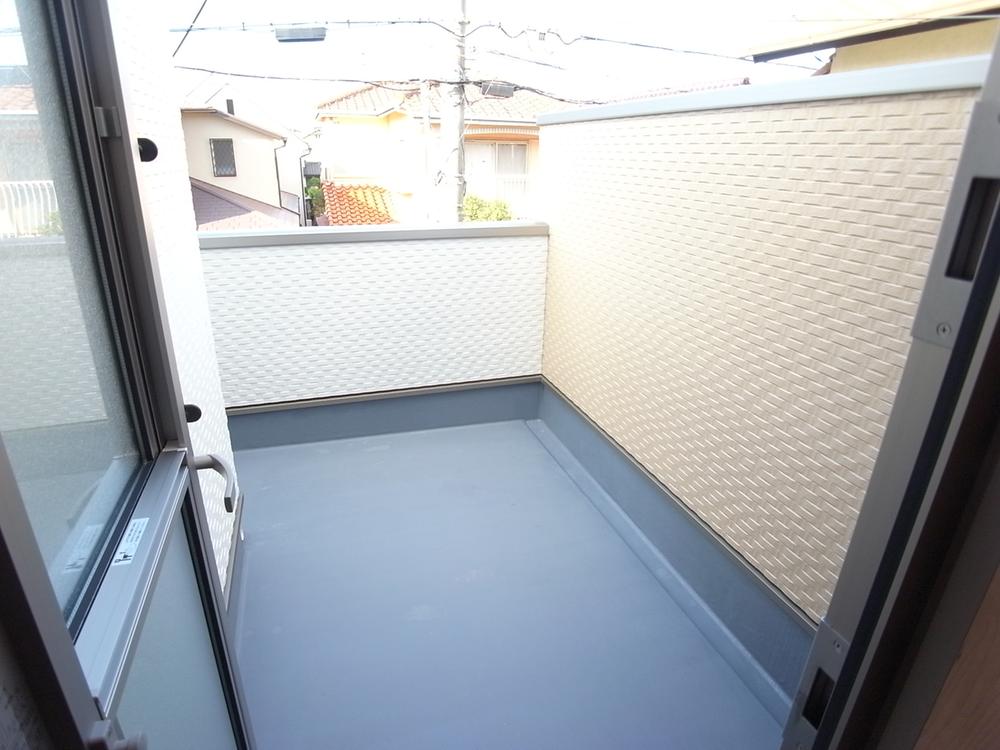 Balcony. Local (December 14, 2013) Shooting