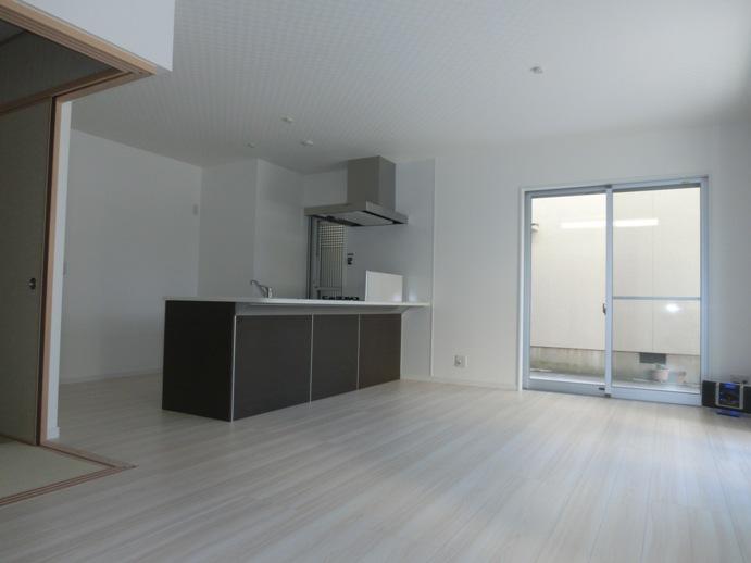 Living. Indoor (11 May 2013) Shooting